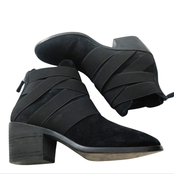 Eileen Fisher Womens Willis Black Sport Suede Ankle Booties Size 7 Quiet Luxury - Picture 1 of 9